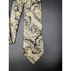 SEAN JOHN Paisley Men's Necktie 100% Silk Tie Gold Black